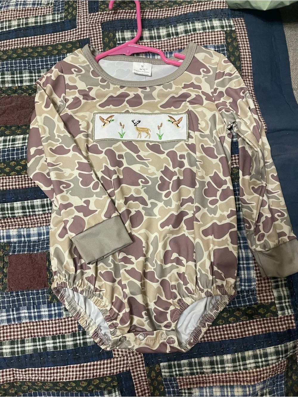 Kids Long-Sleeve One-Piece Bodysuit in Beige Camo with Deer Patch